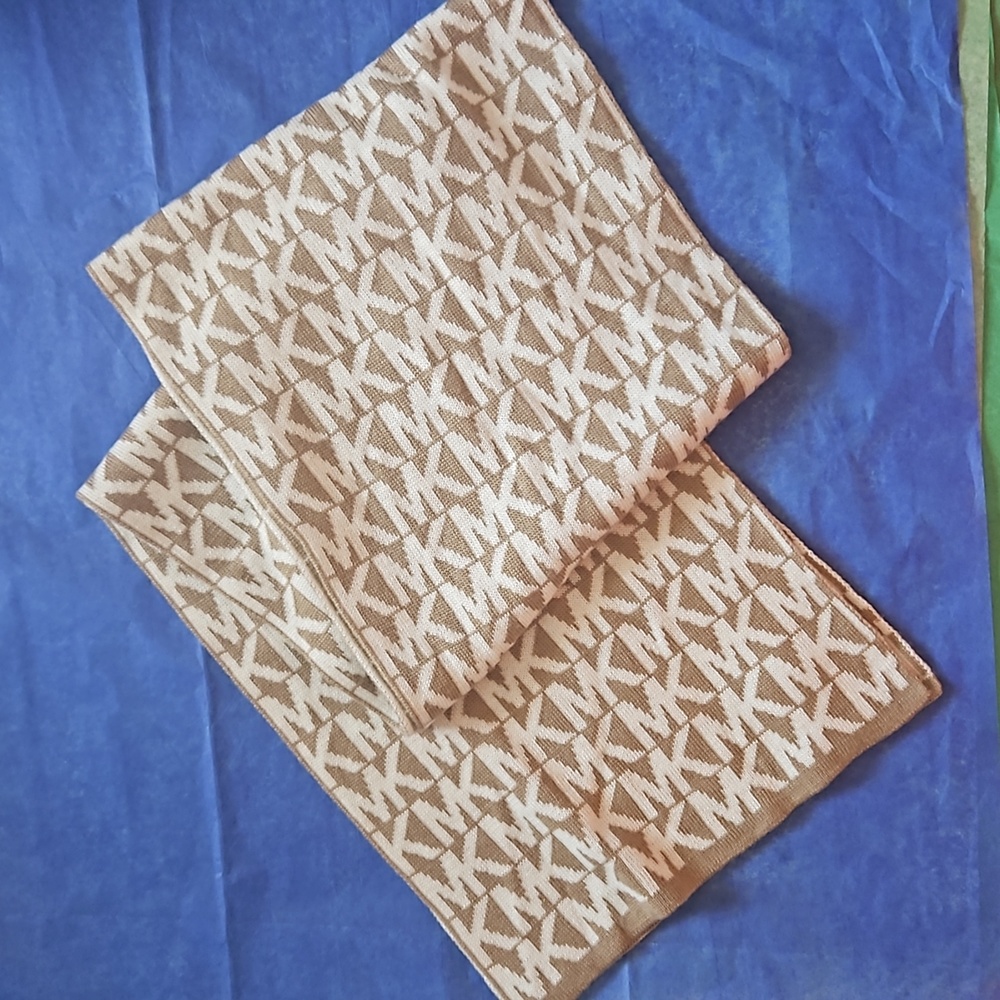 MICHAEL Kors Scarf